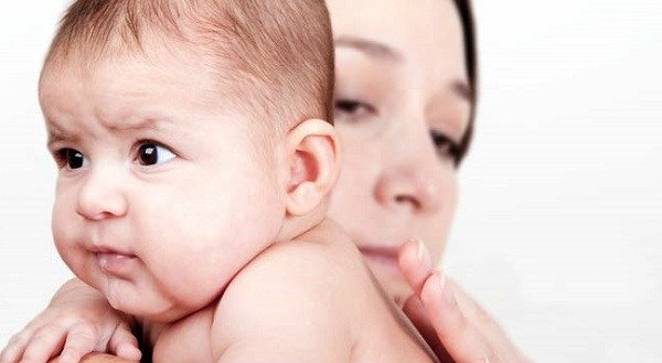 Chia sẻ mẹo dân gian chữa nôn trớ ở trẻ sơ sinh